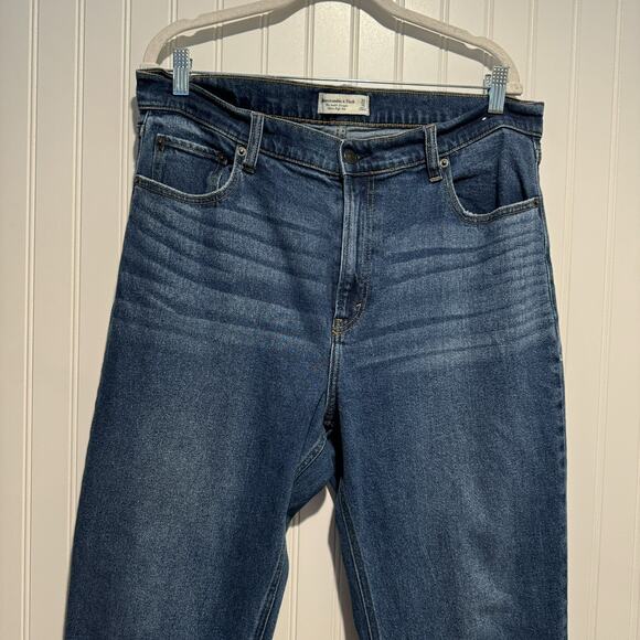 Abercrombie Fitch Ankle Straight Ultra High Rise Jeans Size 16 - Picture 2 of 5